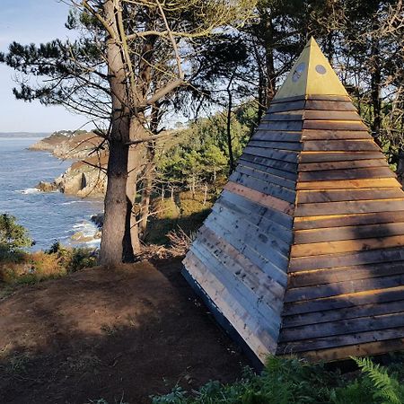 Poullan-sur-Mer Les Fous De Bassans B&B 외부 사진