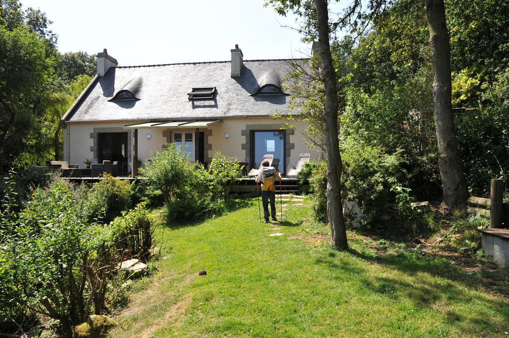 Poullan-sur-Mer Les Fous De Bassans B&B 외부 사진