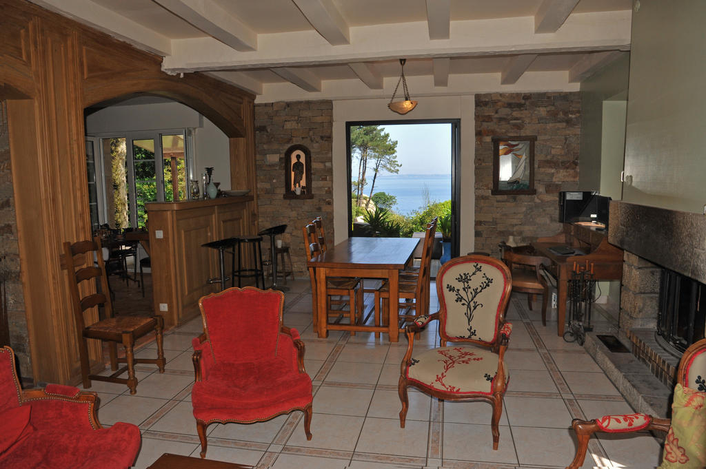 Poullan-sur-Mer Les Fous De Bassans B&B 외부 사진