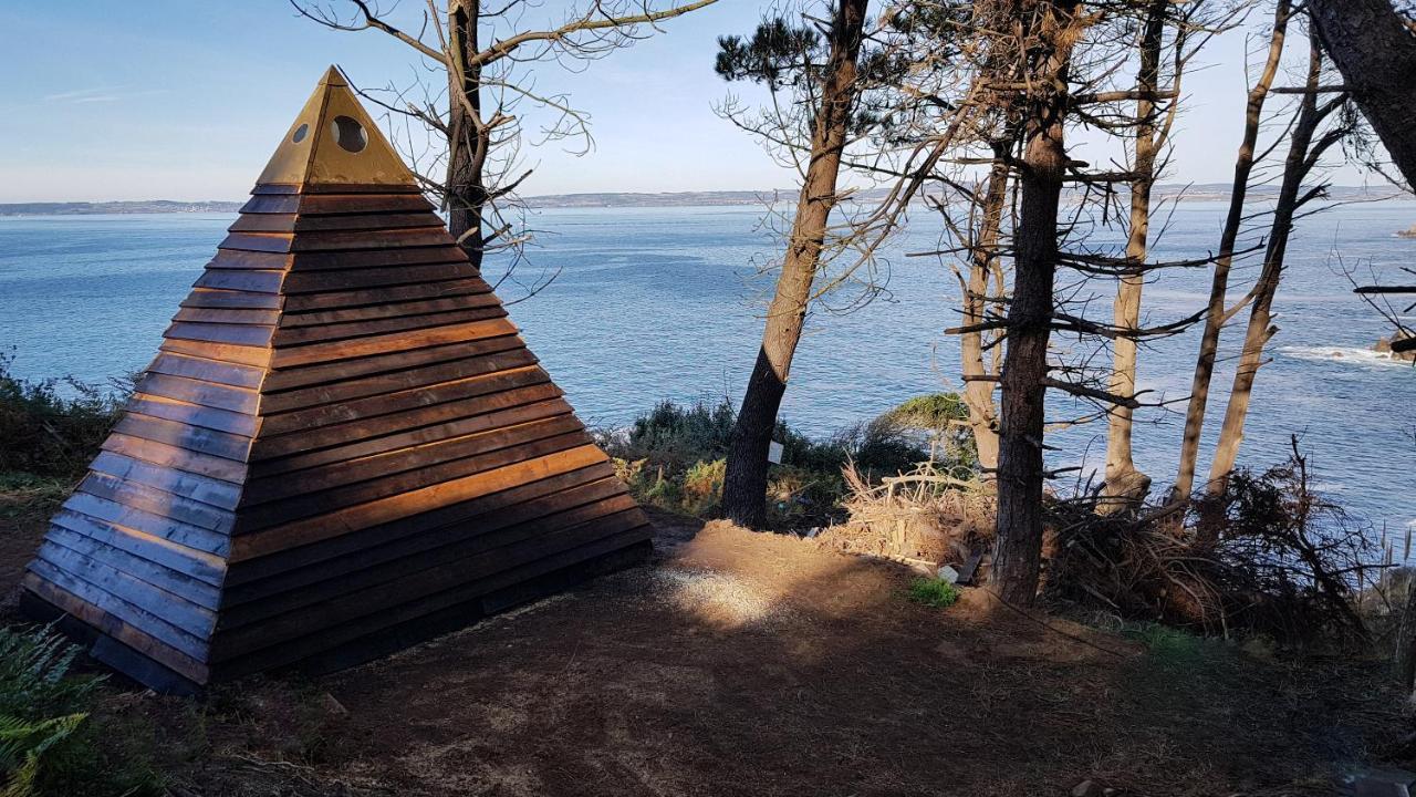 Poullan-sur-Mer Les Fous De Bassans B&B 외부 사진