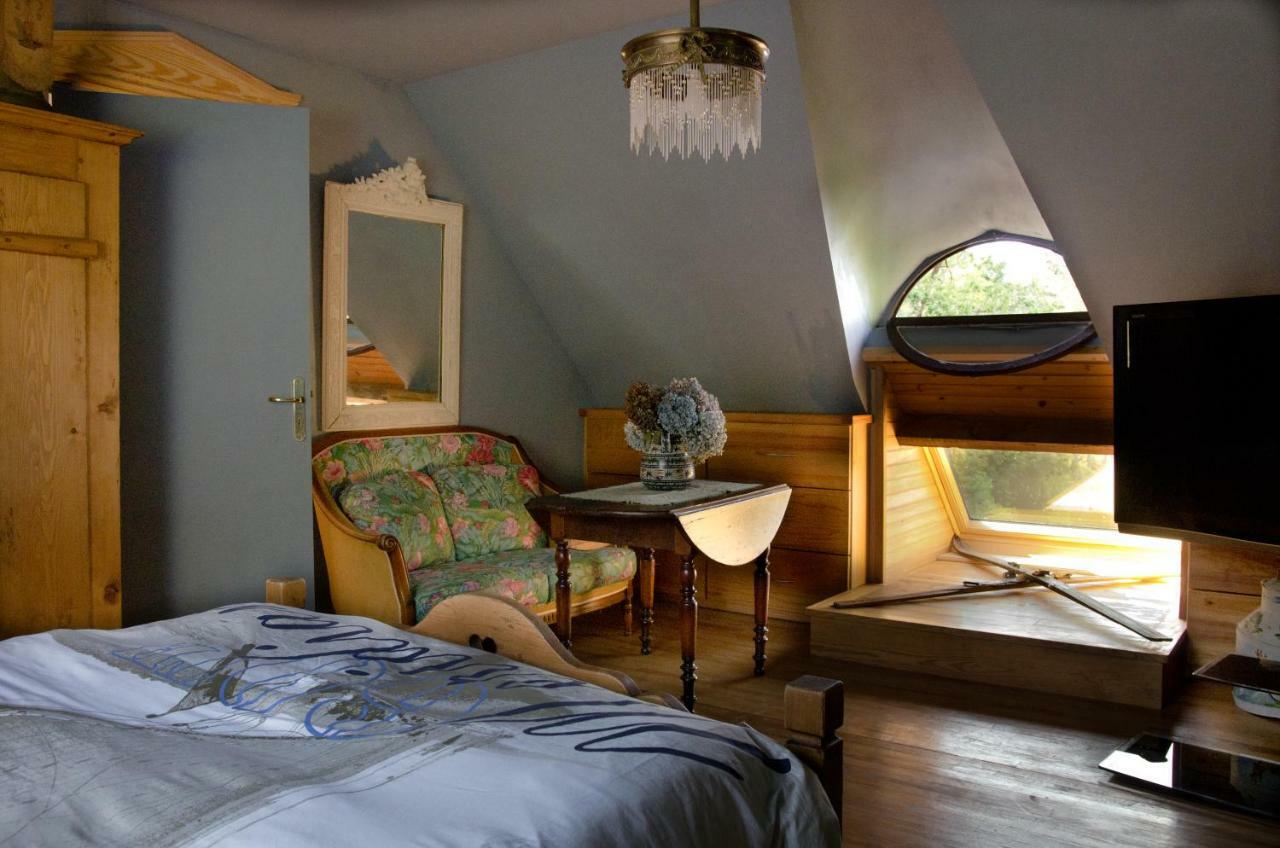 Poullan-sur-Mer Les Fous De Bassans B&B 외부 사진